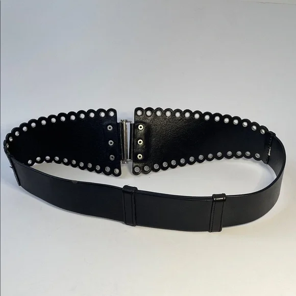Vintage LE CHATEAU Y2K Black Leather Belt w Silver Eyelets & Crystal Front Clasp - Picture 6 of 10